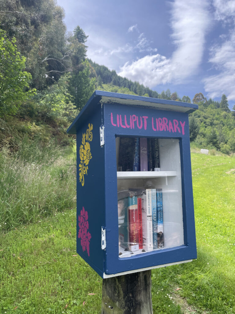 Lilliput Library Closeburn Road